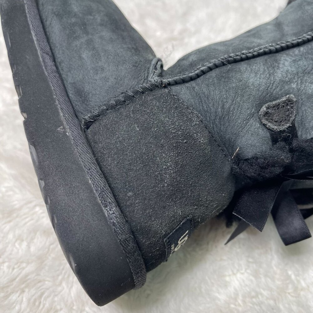 UGG Kid's Black Bailey Bow II Exotic Suede Boot Round Toe Shoes Size 4 US - Picture 15 of 15